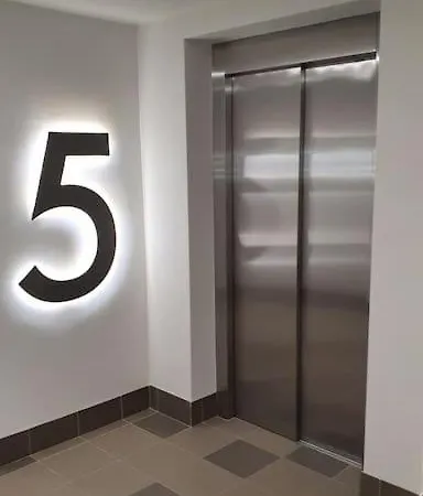 Διαμέρισμα Cozy Studio Apartment In A New Project In Riga Ρίγα